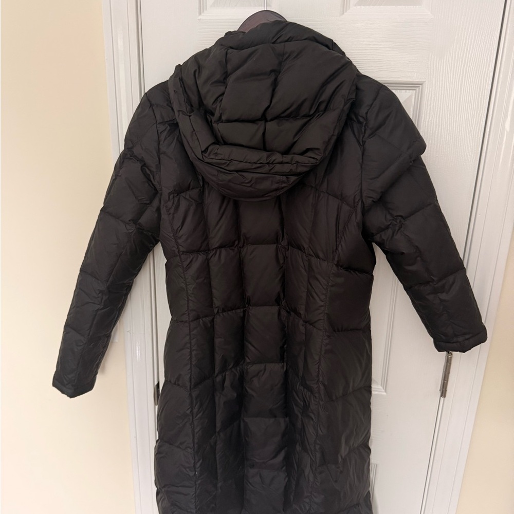 The North Face Women's Black Puffer Jacket